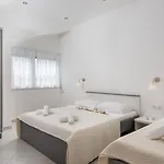 Delight * Τρογκίρ