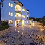 Delight Διαμέρισμα Τρογκίρ