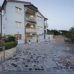 Delight Διαμέρισμα Τρογκίρ